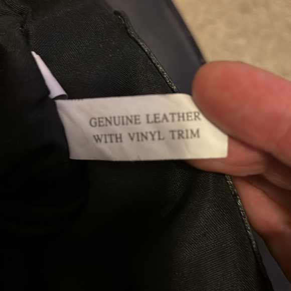 🌹SALE🌹Black Leather Purse - Picture 6 of 6